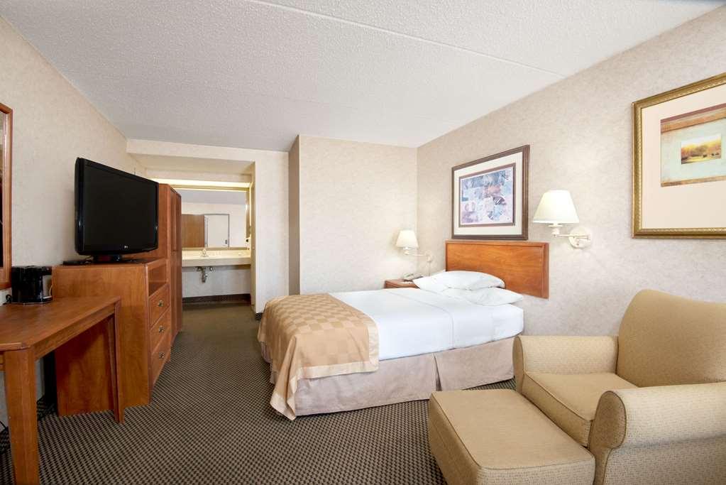 Travelodge By Wyndham Pueblo Phòng bức ảnh
